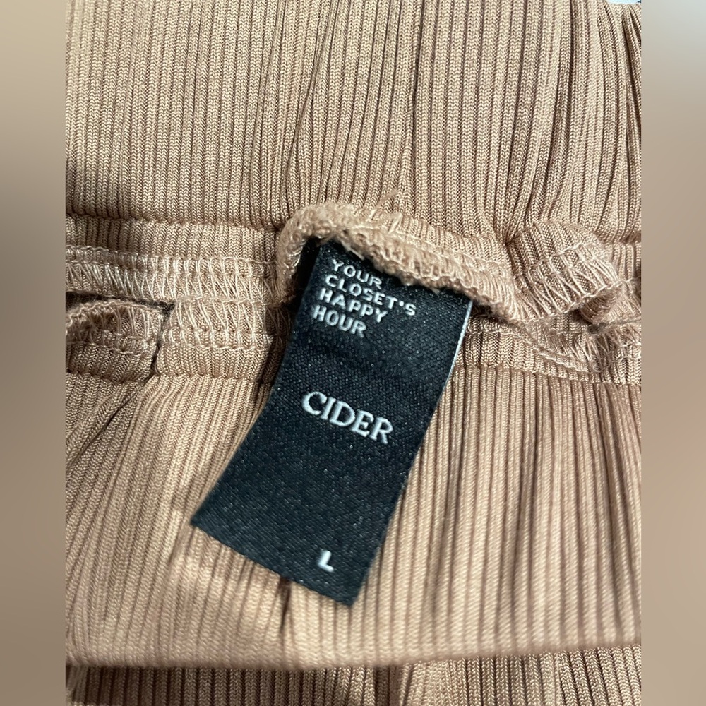 CIDER PETITE SOLID ELASTIC WAIST WIDE LEG PANTS - Picture 8 of 14